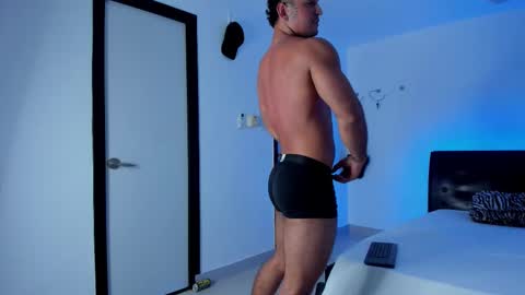 Snapshot of eduar_wild chatting on 03/05/26, 01:01 Eduar Wild online show from 03/05/26, 01:01