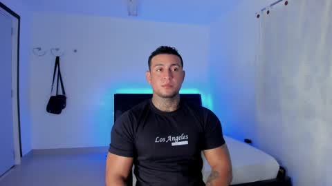 Snapshot of eduar_wild chatting on 03/31/26, 05:19 Eduar Wild online show from 03/31/26, 05:19