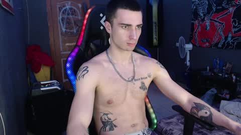 Eduar online show from 12/24/24, 03:16