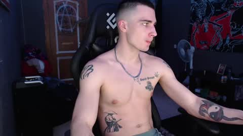 Eduar online show from 02/05/25, 03:52