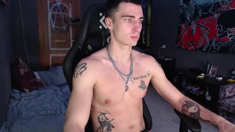 Eduar online show from 09/17/25, 03:03