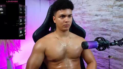 Snapshot of edward__clarck chatting on 01/28/25, 07:11 EDWARD CLARCK online show from 01/28/25, 07:11