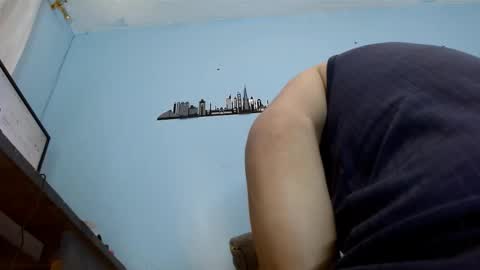 Snapshot of edward_sex18 chatting on 11/28/25, 09:45 edward online show from 11/28/25, 09:45