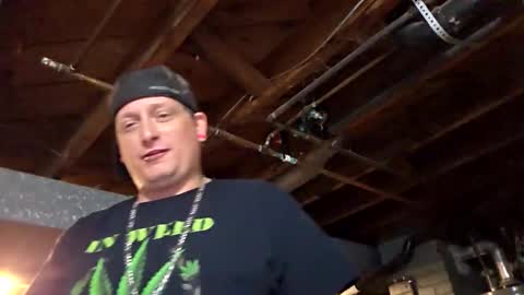 edwardaims_2please online show from 10/19/25, 06:41