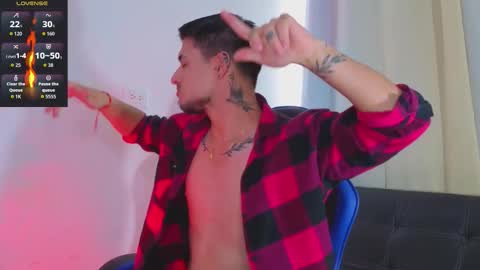 Snapshot of edwardross_ chatting on 02/14/26, 09:22 Edward Ross online show from 02/14/26, 09:22