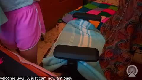 Snapshot of edwarh_01 chatting on 03/05/26, 10:06 Alex online show from 03/05/26, 10:06