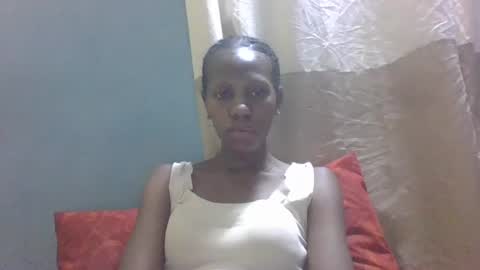 edwige770943 online show from 04/17/26, 02:36