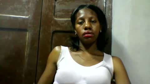 edwige770943 online show from 04/23/26, 12:40