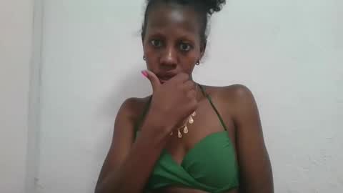edwige770943 online show from 06/06/26, 09:47