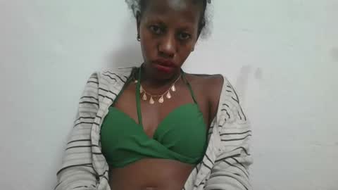 edwige770943 online show from 06/07/26, 01:21