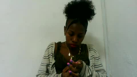 edwige770943 online show from 06/15/26, 04:15