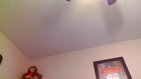 Snapshot of edwins777 chatting on 01/06/26, 06:00 Nicky789 online show from 01/06/26, 06:00