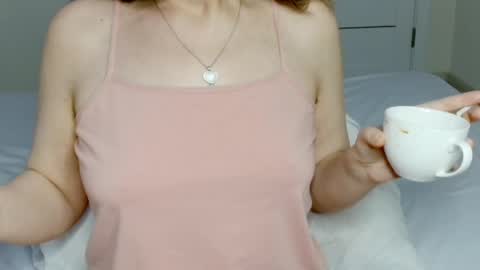eelena4kiss online show from 04/04/26, 12:13