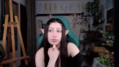 effiemeowley online show from 04/25/26, 07:00