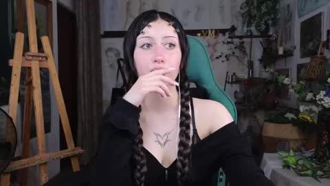 effiemeowley online show from 05/01/26, 11:59