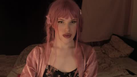 Effie Mur online show from 12/24/24, 07:00