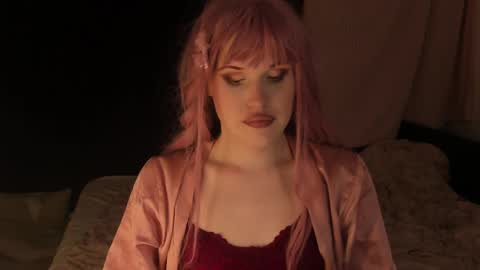 Effie Mur online show from 01/08/25, 06:31