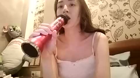 Effy online show from 06/19/26, 03:27