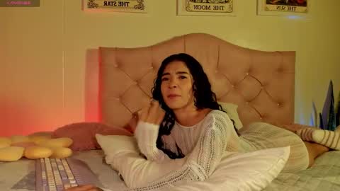 effy online show from 09/12/25, 06:02