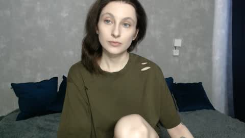 Snapshot of effy_gray chatting on 12/09/24, 06:12 Anna online show from 12/09/24, 06:12