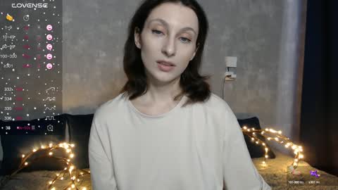 Snapshot of effy_gray chatting on 01/14/25, 06:34 Anna online show from 01/14/25, 06:34