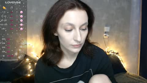 Snapshot of effy_gray chatting on 02/13/25, 08:59 Anna online show from 02/13/25, 08:59