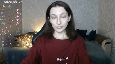 Snapshot of effy_gray chatting on 10/11/25, 05:50 Anna online show from 10/11/25, 05:50