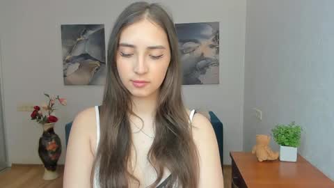 Effy Royse online show from 04/29/26, 05:55