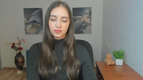 Effy Royse online show from 04/29/26, 05:30