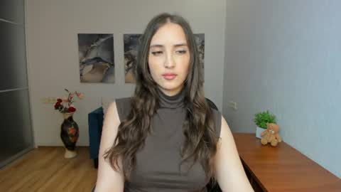 Effy Royse online show from 06/14/26, 05:48