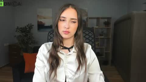 Effy Royse online show from 06/16/26, 05:37
