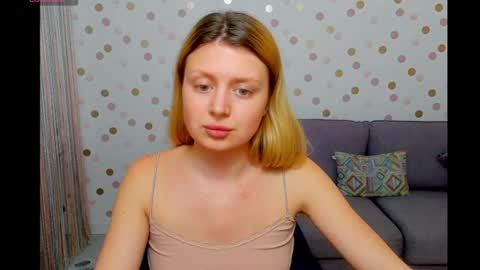 Snapshot of effyangel chatting on 12/09/24, 05:41 Effy online show from 12/09/24, 05:41