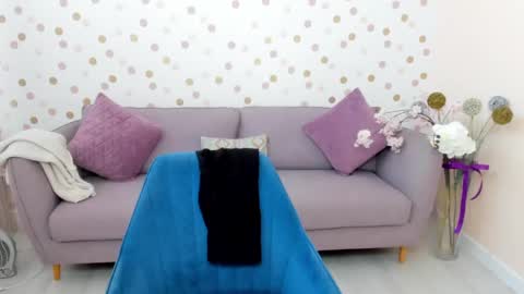 Snapshot of effyangel chatting on 02/20/25, 07:01 Effy online show from 02/20/25, 07:01