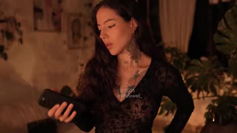 Effy online show from 10/13/25, 01:38