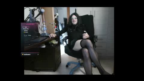 efi_crossou online show from 12/14/25, 12:05