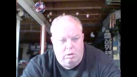 Snapshot of efriff chatting on 05/30/26, 11:51 efriff online show from 05/30/26, 11:51