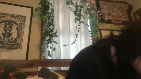 eggnog_and_booty online show from 04/28/26, 09:09
