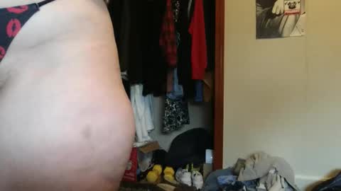 eggnog_and_booty online show from 05/24/26, 08:03