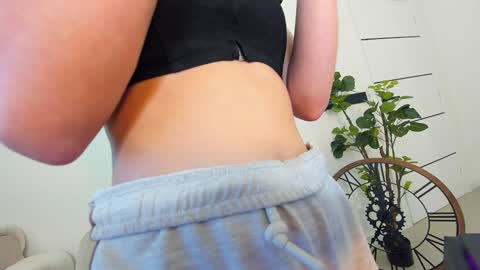 Erik and Alice online show from 01/12/25, 02:14