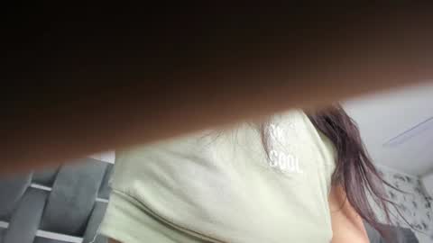 Snapshot of ehotloveaxxx chatting on 01/17/25, 10:56 Valery online show from 01/17/25, 10:56