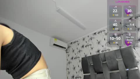 Snapshot of ehotloveaxxx chatting on 01/31/25, 09:48 Valery online show from 01/31/25, 09:48