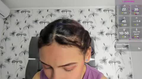 Snapshot of ehotloveaxxx chatting on 02/11/25, 01:30 Valery online show from 02/11/25, 01:30