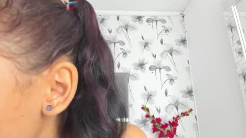 Snapshot of ehotloveaxxx chatting on 10/03/25, 02:14 Valery online show from 10/03/25, 02:14