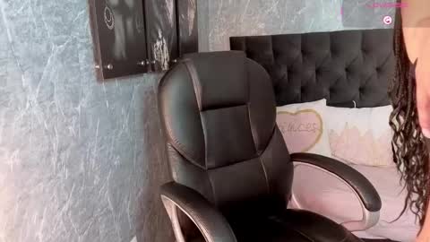 eileen__stone online show from 01/08/26, 11:56