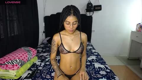 Snapshot of eileen__stone chatting on 04/17/26, 06:22 eileen__stone online show from 04/17/26, 06:22