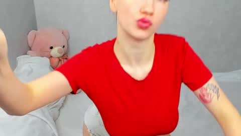 eileenmoores online show from 02/19/26, 03:08