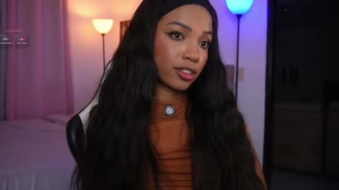 eimi   online show from 11/24/25, 02:33