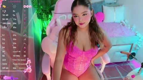 eimy__2 online show from 04/30/26, 07:04