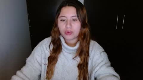 EIMY   MODEL INDEPENDENT online show from 12/18/24, 02:32