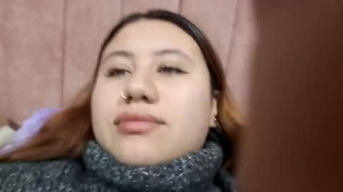 EIMY   MODEL INDEPENDENT online show from 12/21/24, 02:30